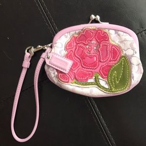 OFFERS Early 2000s Coach lavender rose wristlet